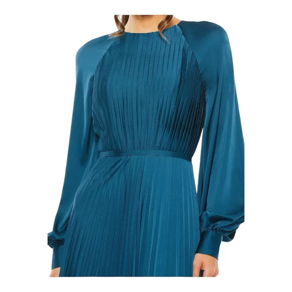 Women's Mac Duggal Teal Pleated Long Sleeve Gown Size 14